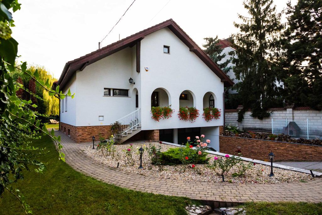 Mercedes Garden Villa Budapeşte Dış mekan fotoğraf